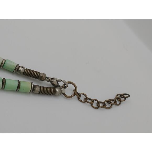 Vintage Light Green Bone and Silver Necklace 8 3/4" - Picture 9 of 12